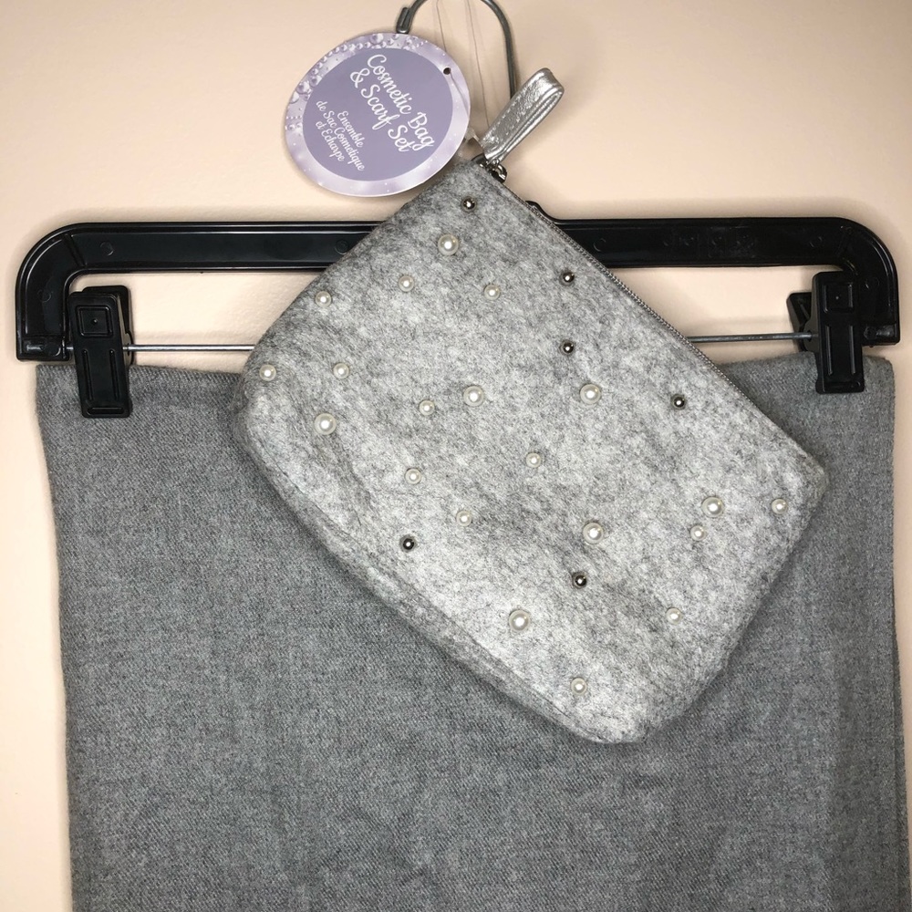 Ulta Gray Scarf & Cosmetic Bag Set